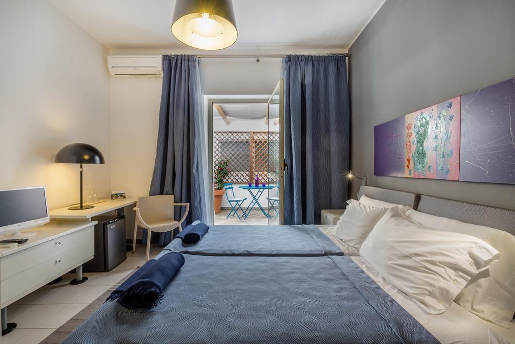 Hotel Residence Hibiscus Ла Калета Екстериор снимка