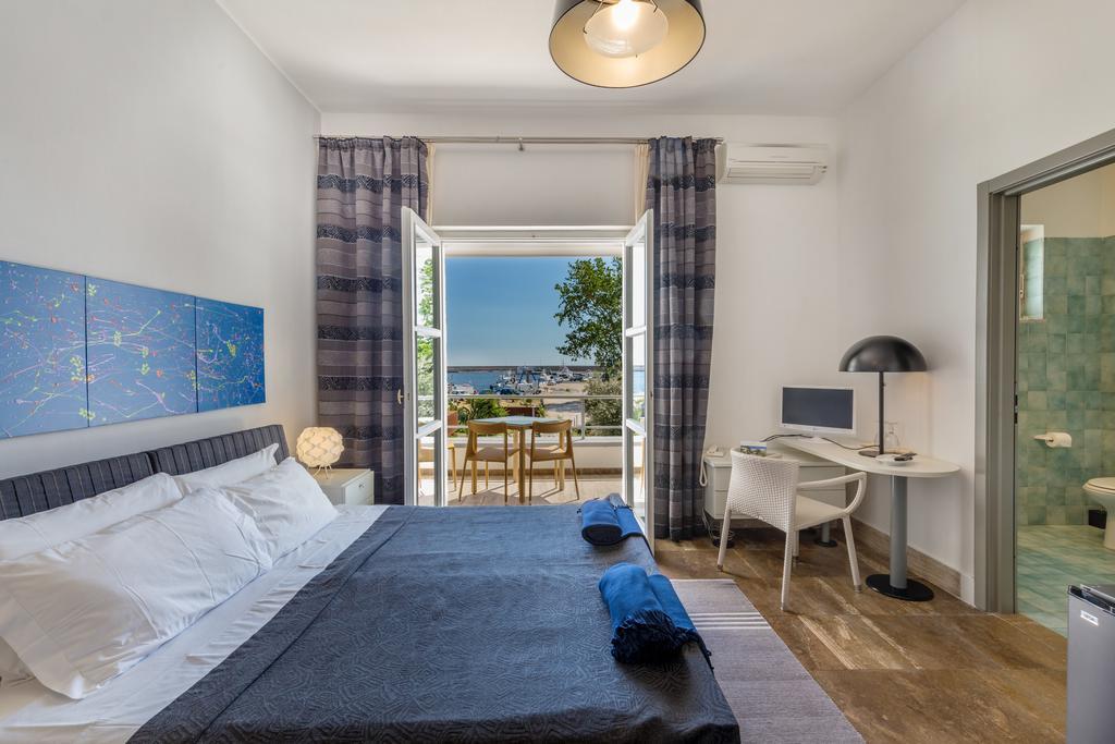 Hotel Residence Hibiscus Ла Калета Екстериор снимка