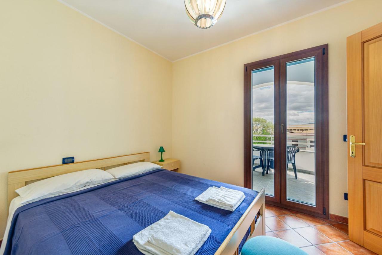 Hotel Residence Hibiscus Ла Калета Стая снимка